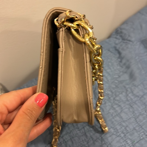 Bebe Quilted Handbag Tan Clutch with 2 straps - Picture 4 of 4